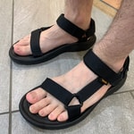 世界で初めてを作ったサンダル