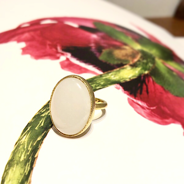 Fruitsjolie〉で神秘的な美しさを纏う｜ビームス 二子玉川｜BEAMS