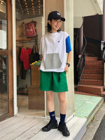 〈Champion 〉別注クレイジーTシャツで梅雨もハッピーに！！