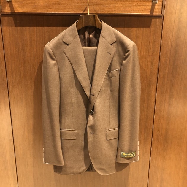 お買得】 BEAMS F / LORO 紺 PIANA ウール ネイビー 未使用 ソリッド