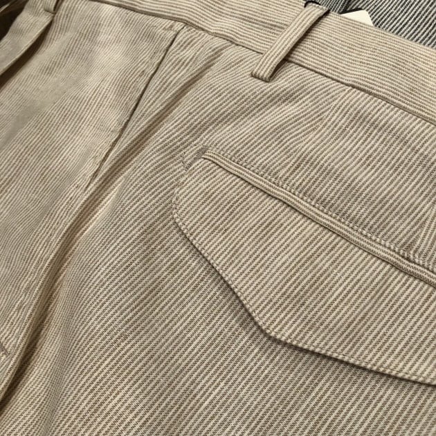 GERMANO」快適なコードレーン素材のパンツいかがですか