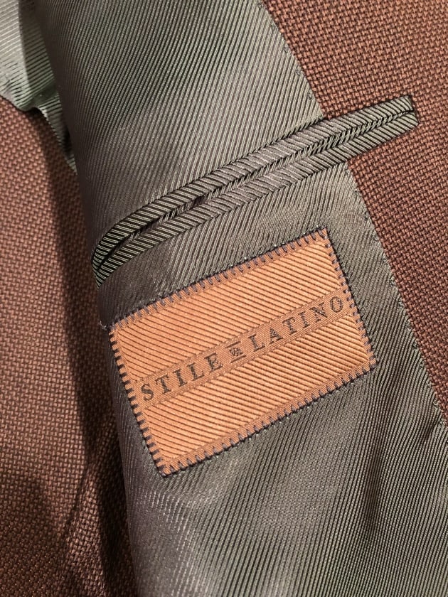 Stile Latino」BEAMSだけのシックに決まるブラウンジャケットと