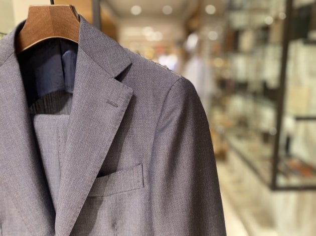 目玉!<Brilla per il gusto>抜群に人気の<DORMEUIL>生地スーツが ...