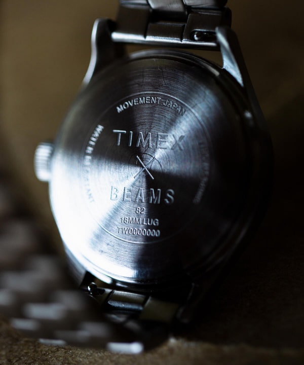 TIMEX＞ × ＜BEAMS＞ 別注 CAMPER STAINLESS STEEL 3針ウォッチ