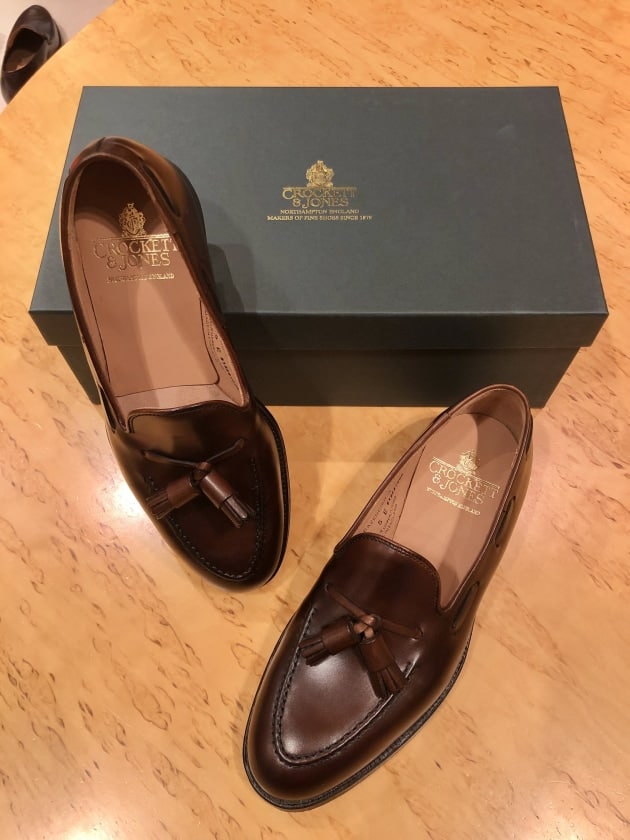 「CROCKETT & JONES」人気のタッセルローファー買うなら今