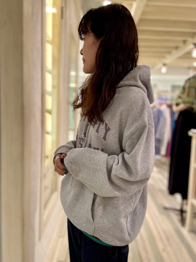 BEAMS BOYのカレッジスウェット｜ビームス ストリート 横浜