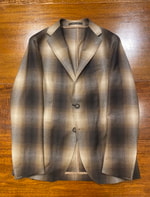 Check jacket with beautiful gradation.