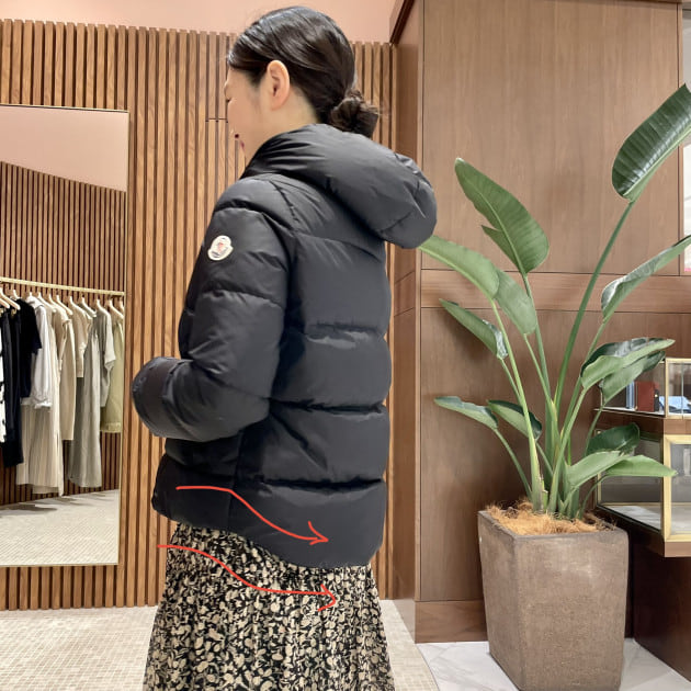 安い送料無料】 MONCLER - 値下げ中 モンクレール ベルトの通販 by