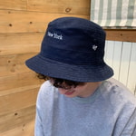 暑いし、帽子を被ろう。