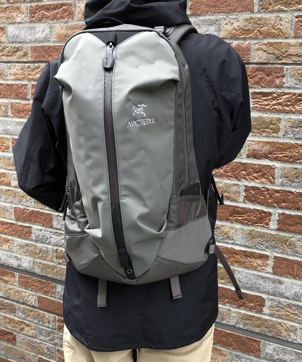 ARCTERYX アークテリクス BEAMS ビームス 別注 アロー 22-