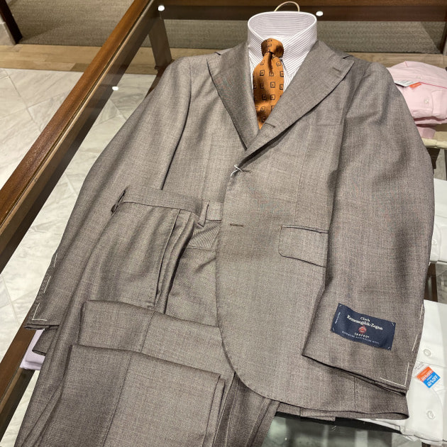 サイバーボッツ Brilla per il gusto Zegna トロフェオ濃紺 42