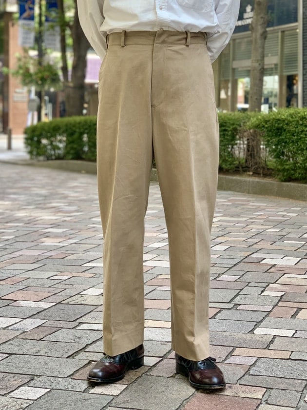 Dress×Military Chino Trousers ～KAPTAIN SUNSHINE～｜BEAMS PLUS 