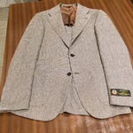 よくよく見ると…
