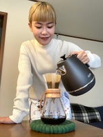 ワッフルニットとコーヒーの美味しい関係性.
