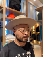 週刊オーバCLUB【セルロイドの丸メガネ】