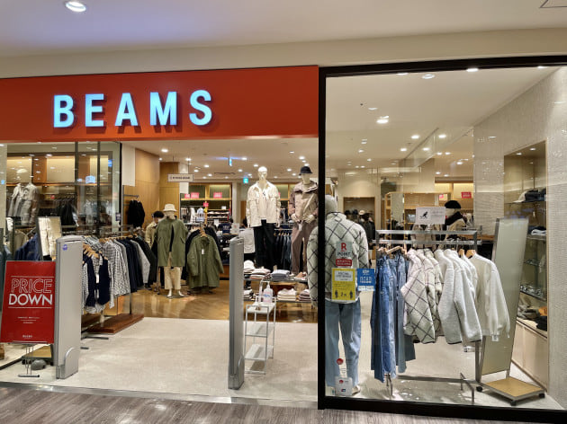 北広島のBEAMSに潜入中っ！！！こちらの店舗も是非ご利用下さいませ★｜ビームス アウトレット 千歳｜BEAMS 北広島のBEAMSに潜入中っ！... 