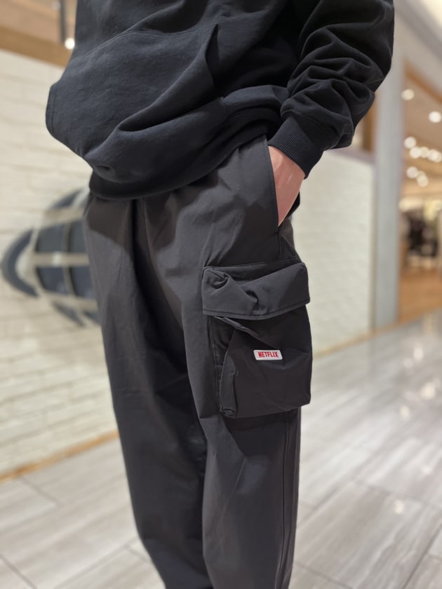 BEAMS Netflix NYLON TRACK PANTS コラボ L