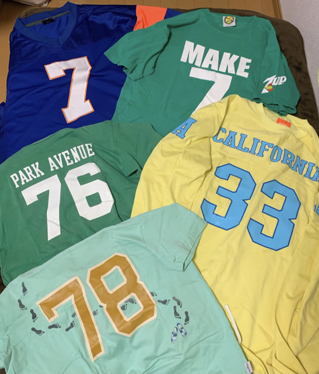 【201】部屋の片付け中に懐かしい服が出てきて、それ見て予約したオススメ品！