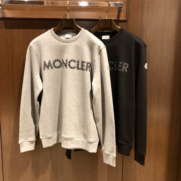 MONCLER＞渾身のロゴクルーネックスウェット｜ビームス 立川｜BEAMS