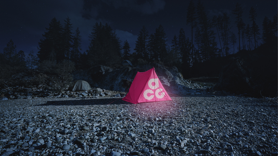 NIKE ACG＞の国内初となるキャンプイベント「ACG NIGHT CAMP」を