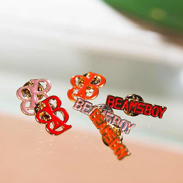 BEAMS BOY＞オリジナルロゴデザインも同時リリース！PINS MORE