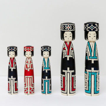 「仙台木地製作所 × fennica 別注アイヌこけし」2型抽選販売について