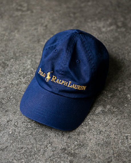 BEAMSが＜POLO RALPH LAUREN＞に別注した 『Navy and Gold Logo 
