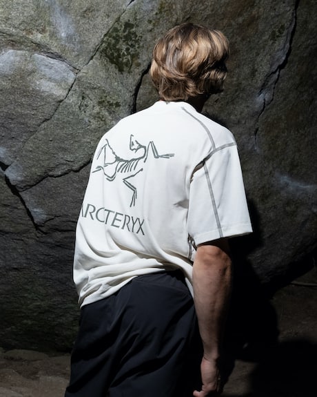 Arc'teryx BEAMS原宿 ノベルティ tシャツ HARD SHELL-