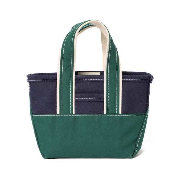 The popular boat and tote bags from〈L.L.Bean〉 are now available