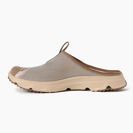 SALOMON〉との別注からフラワーモチーフにした リカバリー