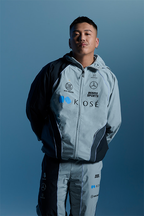 KOSÉ BEAMS SPORTS チームジャケット グレー BEAMS SPORTSプロデュース！ブレイキンシーンをファッショナブル