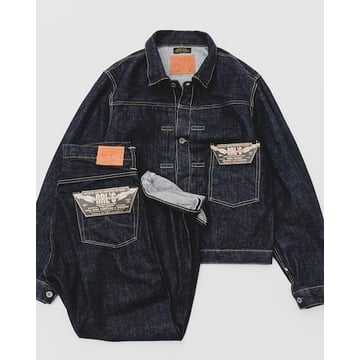 Double RL為BEAMS PLUS打造了 Type 1 夾克和 1944 VINTAGE 5-Pocket 牛仔褲，以 1944 年的款式為藍本。