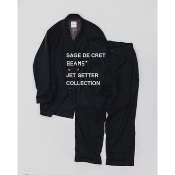 〈sage de cret〉 × 〈BEAMS PLUS〉より『JET SETTER』コレクションが登場。洗練されたルックスと、トラベル要素の機能美を兼ね備えたセットアップスーツ