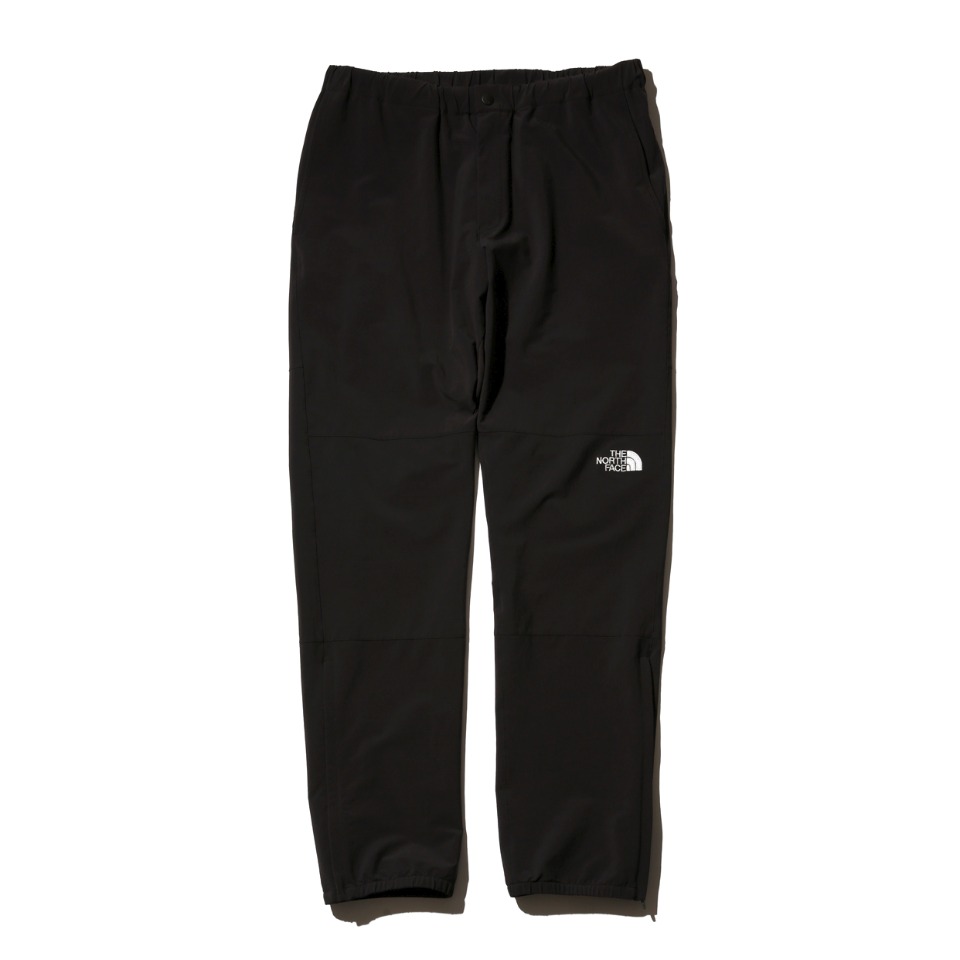 The first collaboration between BEAMS and outdoor brand < THE