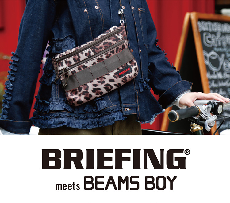 人気のサコッシュを別注！BRIEFING meets BEAMS BOY｜BEAMS