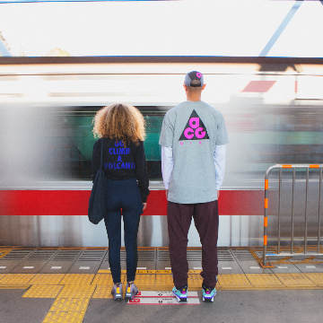 90年代に圧倒的な支持を得た＜NIKE ACG＞が旧ロゴで復活