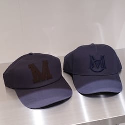 極美品✨正規品✨MONCLEAR キャップ　ブラック　ファー　Sサイズ トラッカーキャップ(ONE SIZE ブラック): ファッション雑貨