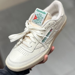 リーボックCLUB C85 VINTAGE スニーカー BEAMS BEAMS（ビームス）Reebok / Club C 85 Vintage（シューズ スニーカー