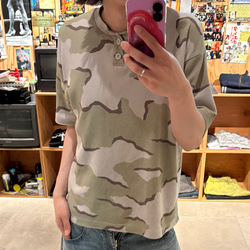 BEAMS T（ビームスT）Camo Waffle Henley Neck T-shirt（Tシャツ