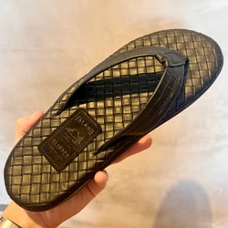 BEAMS（ビームス）【別注】ISLAND SLIPPER / レザー トング サンダル