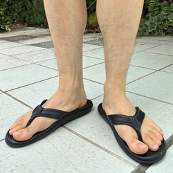 BEAMS（ビームス）【別注】ISLAND SLIPPER / レザー トング サンダル