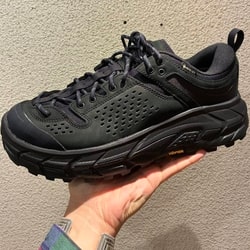 BEAMS（ビームス）HOKA / TOR ULTRA LO GORE-TEX（R）“Triple Black