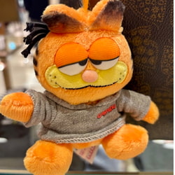 bPr BEAMS（bPrビームス）【別注】NICI × bPr BEAMS / BIG Garfield(TM