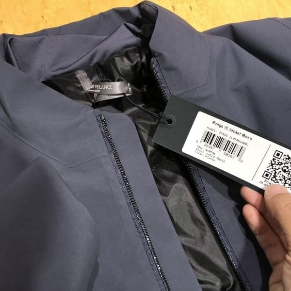 楽ギフ_包装】【楽ギフ_包装】Arc'teryx VEILANCE Range IS Jacket