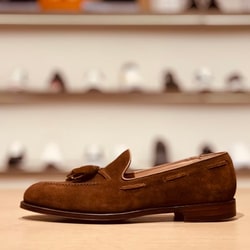 BEAMS F（ビームスF）CROCKETT&JONES / CAVENDISH3 タバコスエード