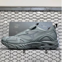 BEAMS JAPAN（ビームス ジャパン）MIZUNO × BEAMS JAPAN / 別注 WAVE