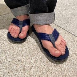 BEAMS（ビームス）ISLAND SLIPPER × BEAMS / 別注 クレイジー トング 
