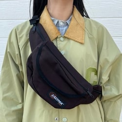 ブリヤンテス・レッド EASTPAK BEAMS BOY / SPRINGER ボディバッグ