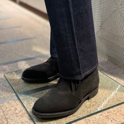 BEAMS F（ビームスF）CROCKETT&JONES / CHERTSEY スエード チャッカ