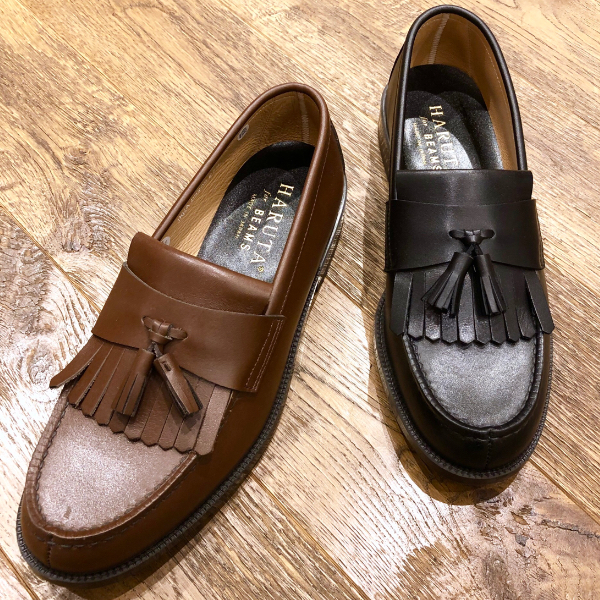 【限定完売品❣️】ハルタ　ビームス　beams別注　ローファー　タッセル ビーミング by ビームス×ハルタのローファー、タッセル付きやホワイト